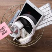 Digital Detox für Coaches: Warum Offline-Zeiten produktiver machen können