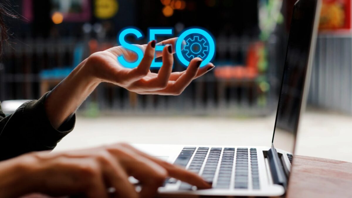 Suchmaschinenoptimierung für künstliche Intelligenz – Ist das sinnvoll?