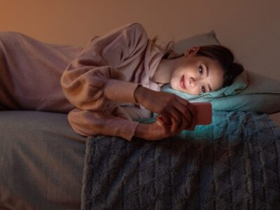 Lustige Abendgrüße kostenlos für WhatsApp – 50 Gute Nacht Sprüche zum Weiterleiten