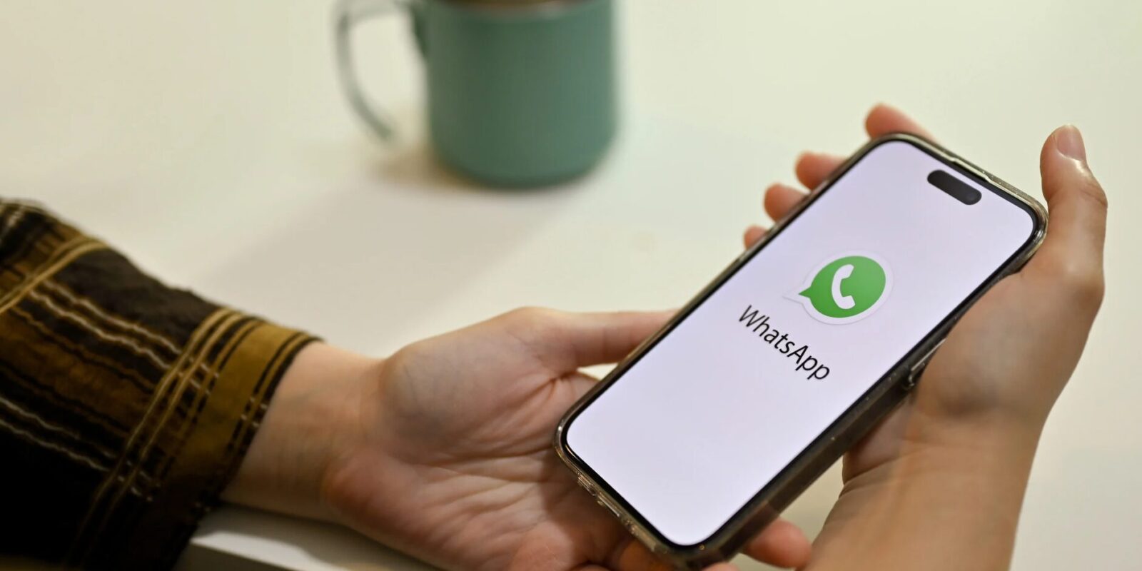 Meta AI WhatsApp Was steckt hinter dem blauen Kreis und wie schützt man seine Daten