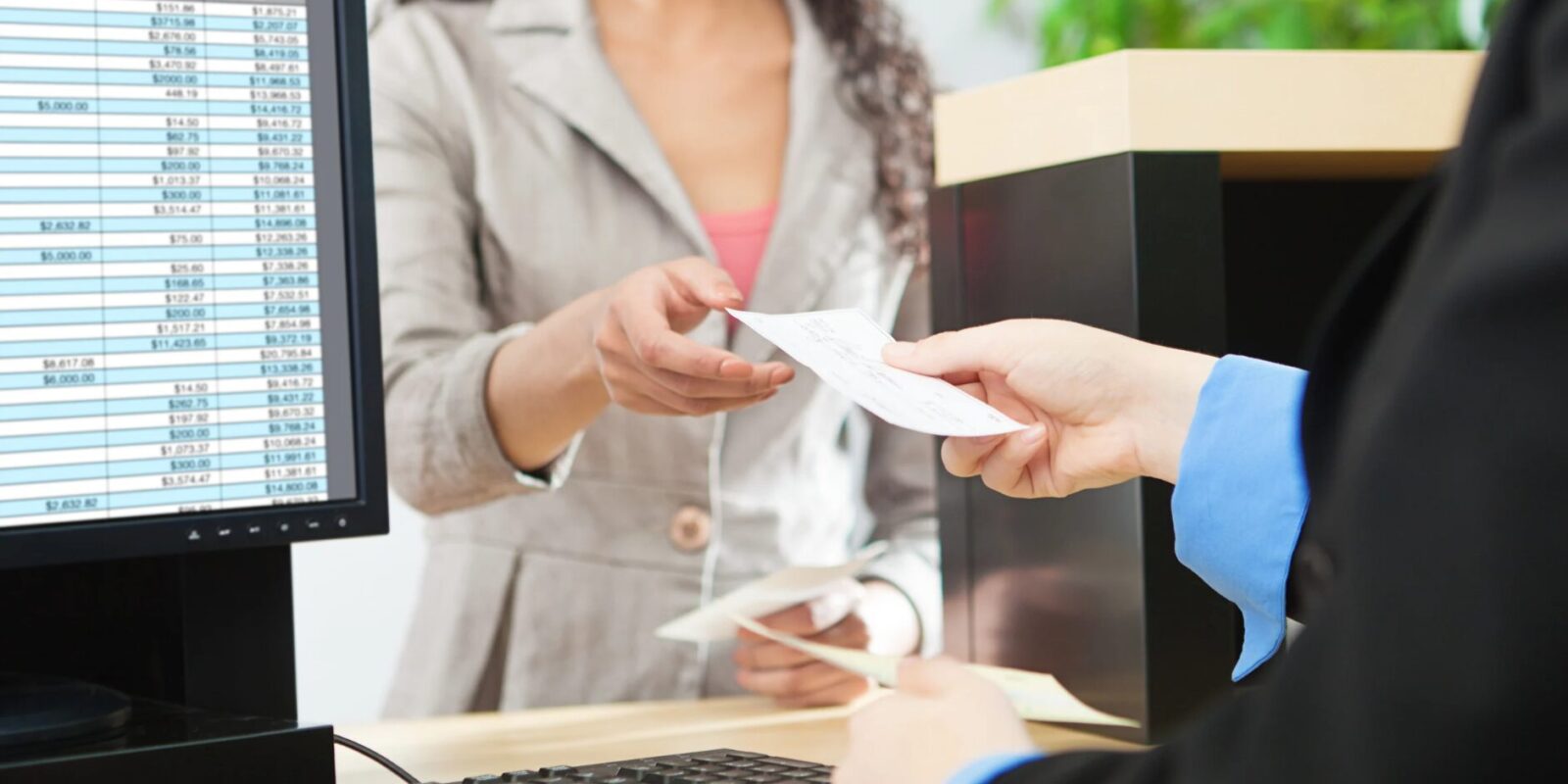 Überweisung zurückholen bei Betrugsverdacht So schützen Sie Ihr Geld