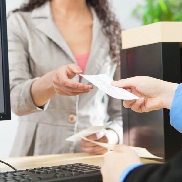 Überweisung zurückholen bei Betrugsverdacht So schützen Sie Ihr Geld