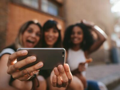 Wie verdient man mit Instagram Geld wenn Influencer Kooperationen nutzen