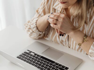 Wieviel Stunden zählt ein Feiertag bei Vollzeit