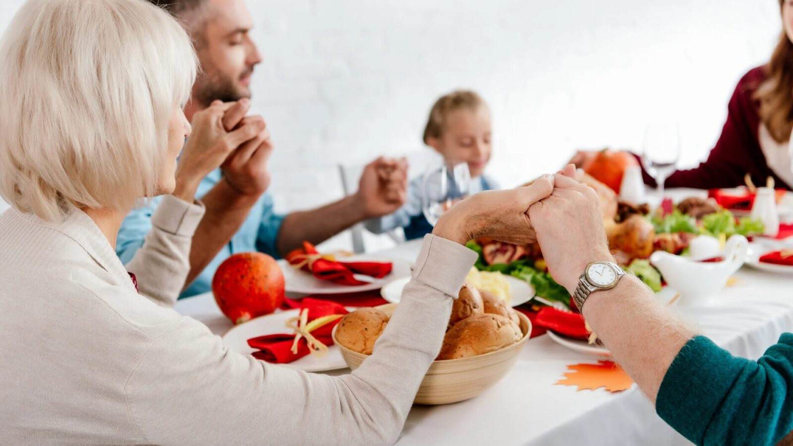 Gründonnerstag Feiertag 2026 Tradition, Bräuche & überraschende Fakten