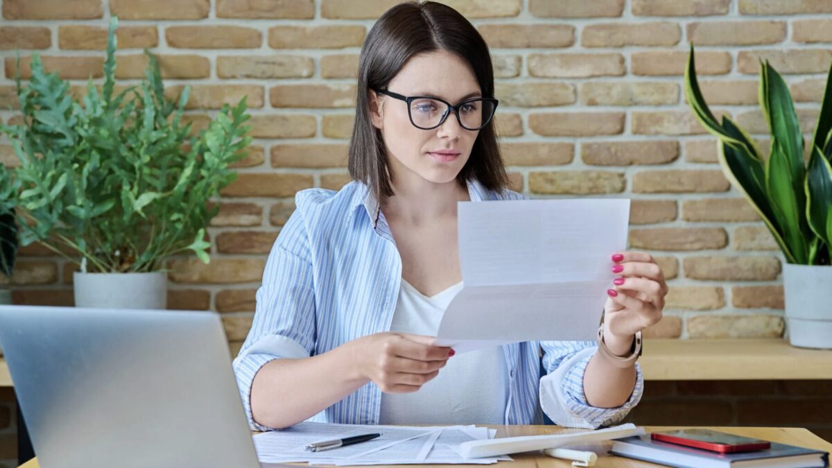 Wie lange dauert es bis ein Einschreiben ankommt