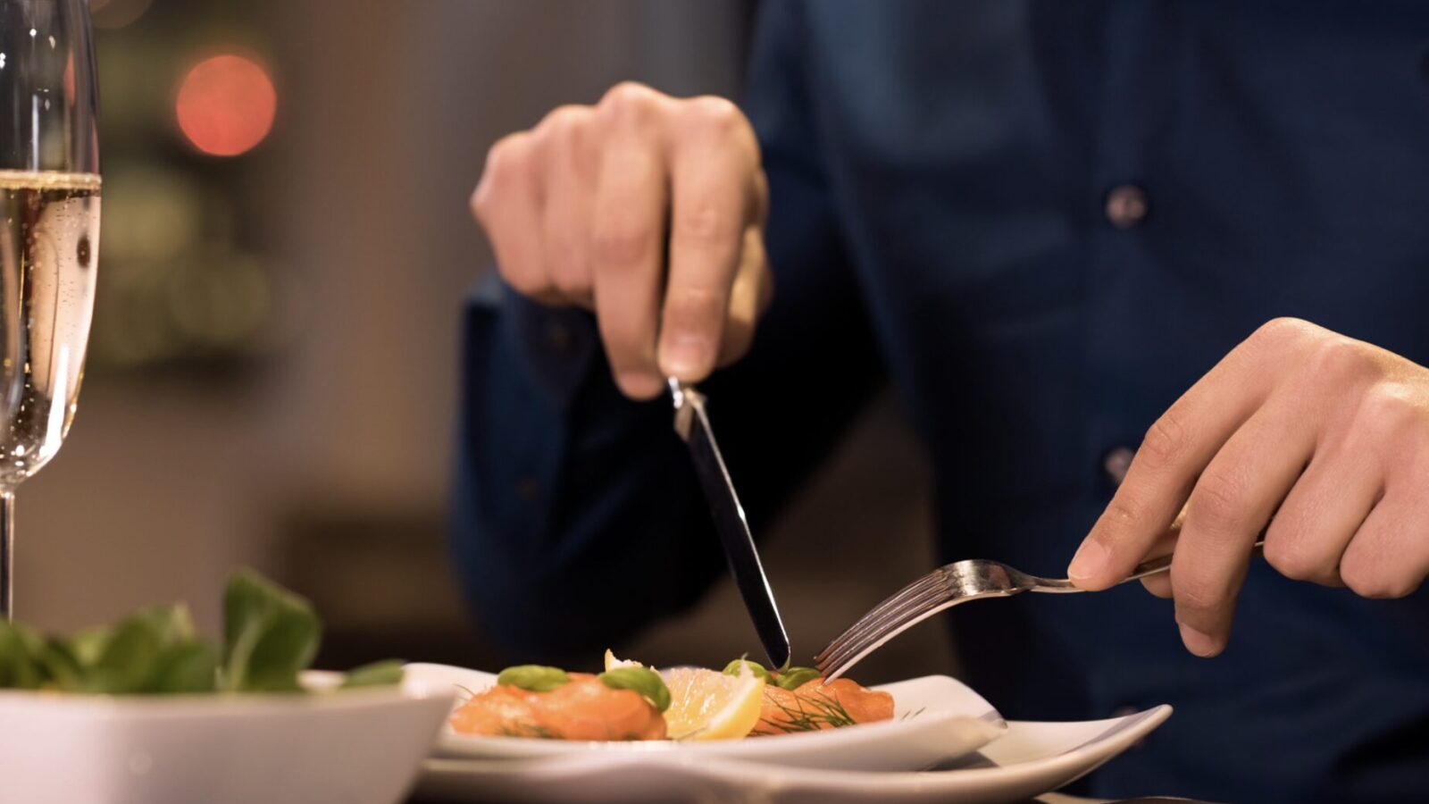 abends essen gehen trotz Krankschreibung
