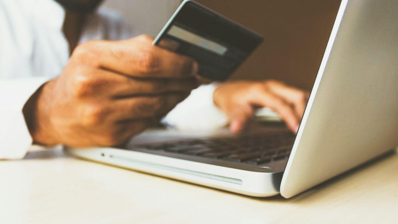 Geschäftskonto online eröffnen
